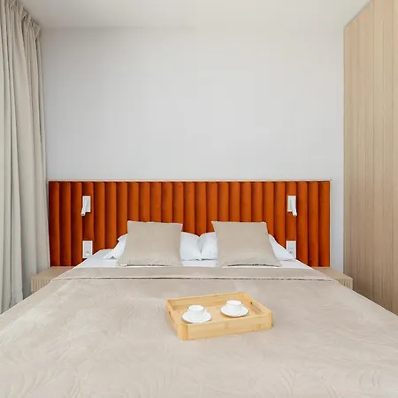 Sea Shell Cozy With Balcony Near The Sea In By Renters شقة