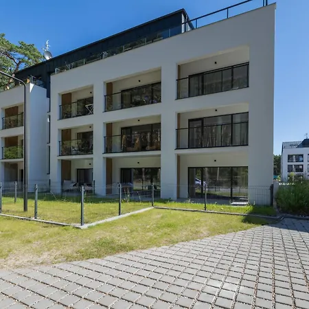 Sea Shell Cozy With Balcony Near The Sea In By Renters