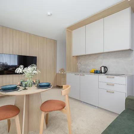 Sea Shell Cozy With Balcony Near The Sea In By Renters Appartement